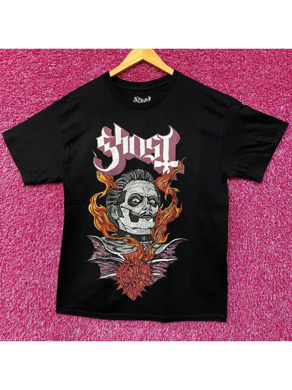 Ghost Cardinal Copia Flaming Face Heart Hypnosis Graphic Design T-Shirt Large